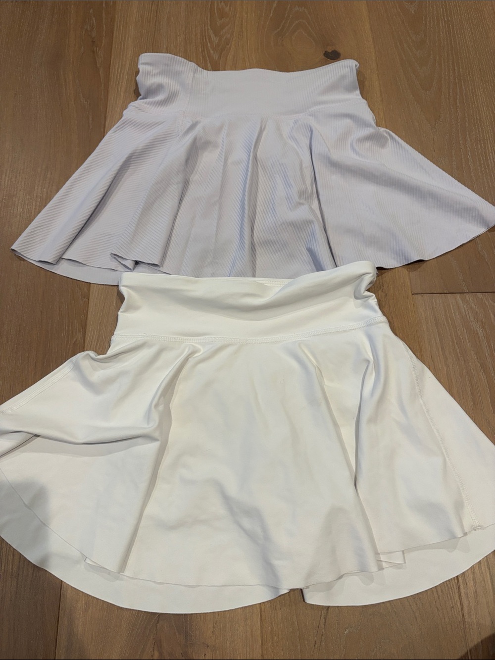 Old Navy Girls Size 10-12 White & Light Purple Flared Girl’s Skirts Bundle.